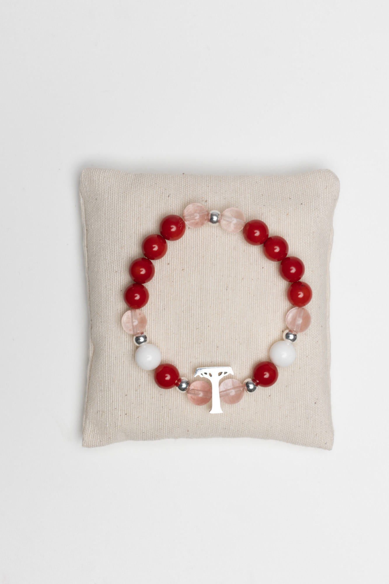 Pulsera ZEST plata con coral bambú de mar, cuarzo rosa sandía, tridacna, cuentas de plata y logo Temba en plata maciza. (Vitalidad) - Imagen 5